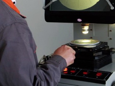 在電線電纜國家標(biāo)準(zhǔn)中，對銅芯電纜中銅芯線的直徑誤差標(biāo)準(zhǔn)是多少？